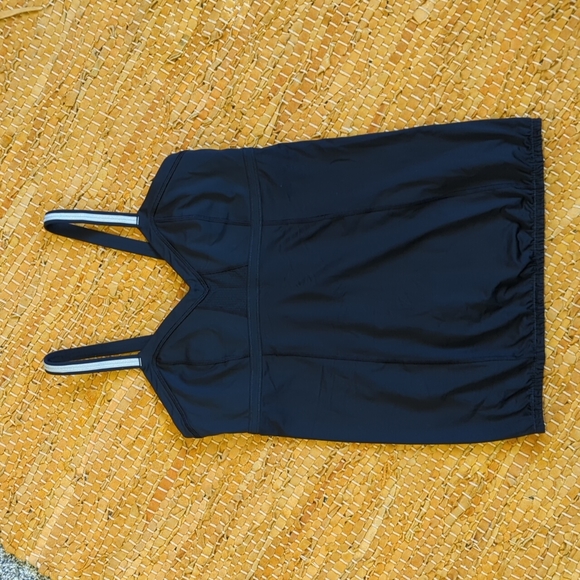 lululemon athletica Tops - Lulu Light Up Tank